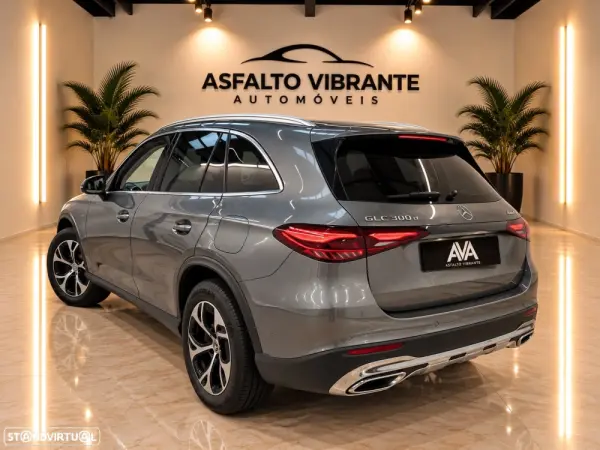 Mercedes-Benz GLC 300 e Coupe 4Matic 9G-TRONIC Edition Avantgarde 5