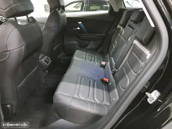 Citroen C4 Outro 4