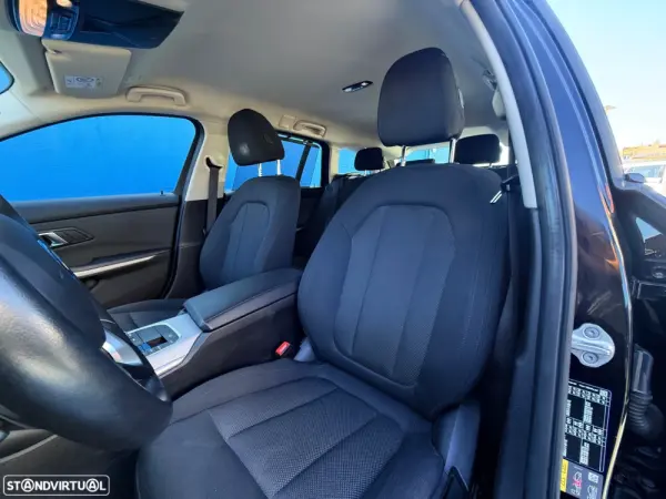 BMW 320 e Corporate Edition Auto 4