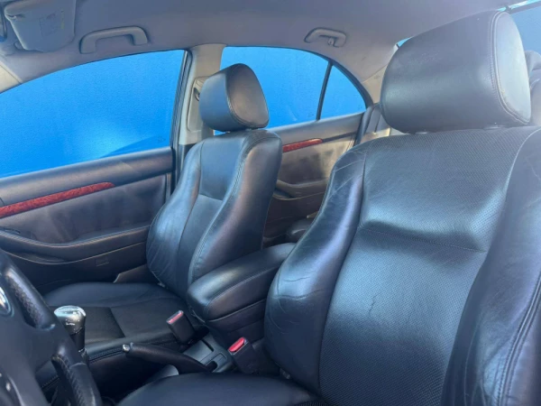 Toyota Avensis LB 2.0 D-4D 8