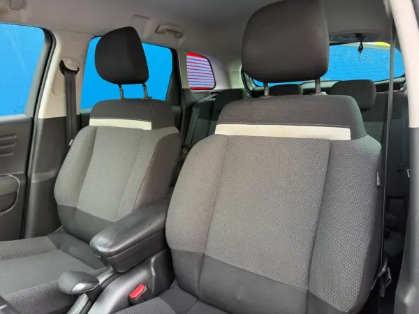 Citroën C3 Aircross 1.2 PureTech Shine 6