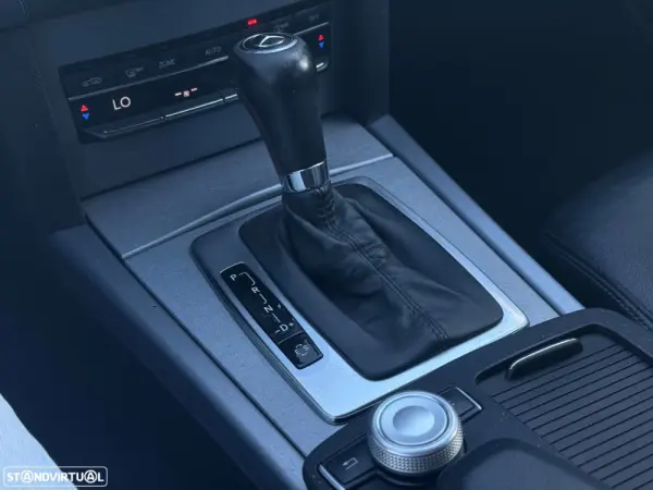 Mercedes-Benz E 220 Outro 5