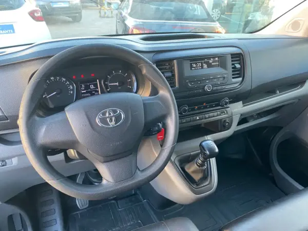Toyota Proace City L2 1,5-l D-4D S&S 13
