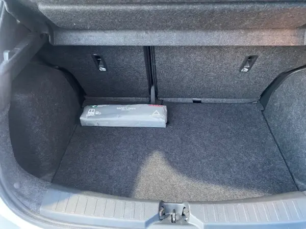 Nissan Micra 1.0 IG-T N-Connecta 9
