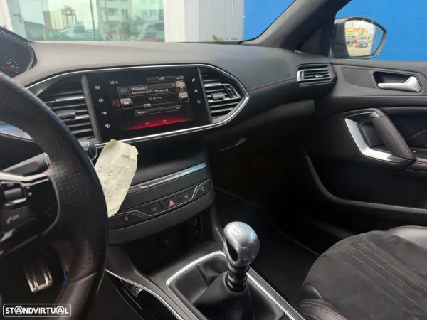 Peugeot 308 6
