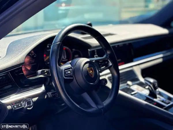 Porsche Panamera Sport Turismo 2