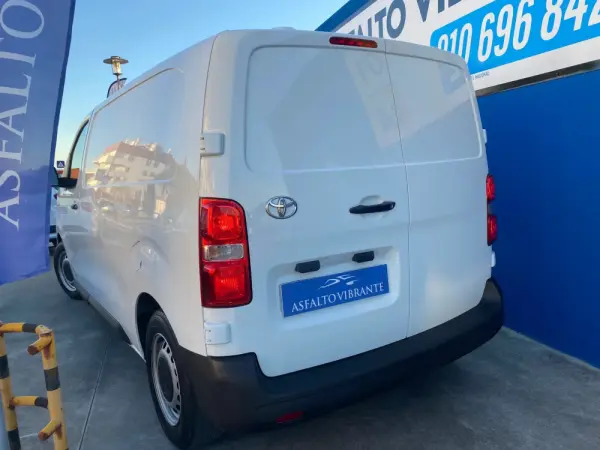 Toyota Proace City L2 1,5-l D-4D S&S 4