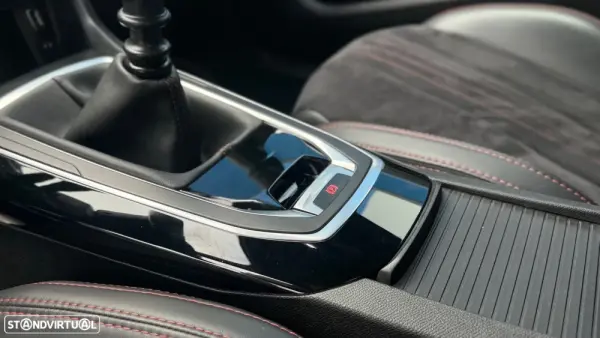 Peugeot 308 5