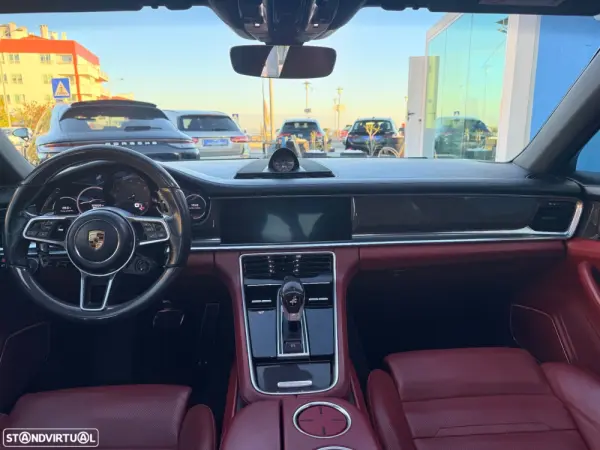 Porsche Panamera 4 E-Hybrid Platinum Edition 5