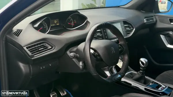 Peugeot 308 2