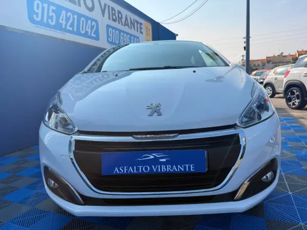 Peugeot 208 1.2 PureTech Style 2