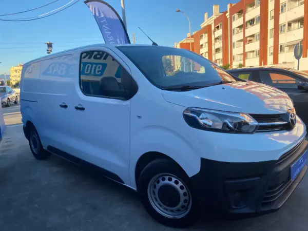 Toyota Proace City L2 1,5-l D-4D S&S 3