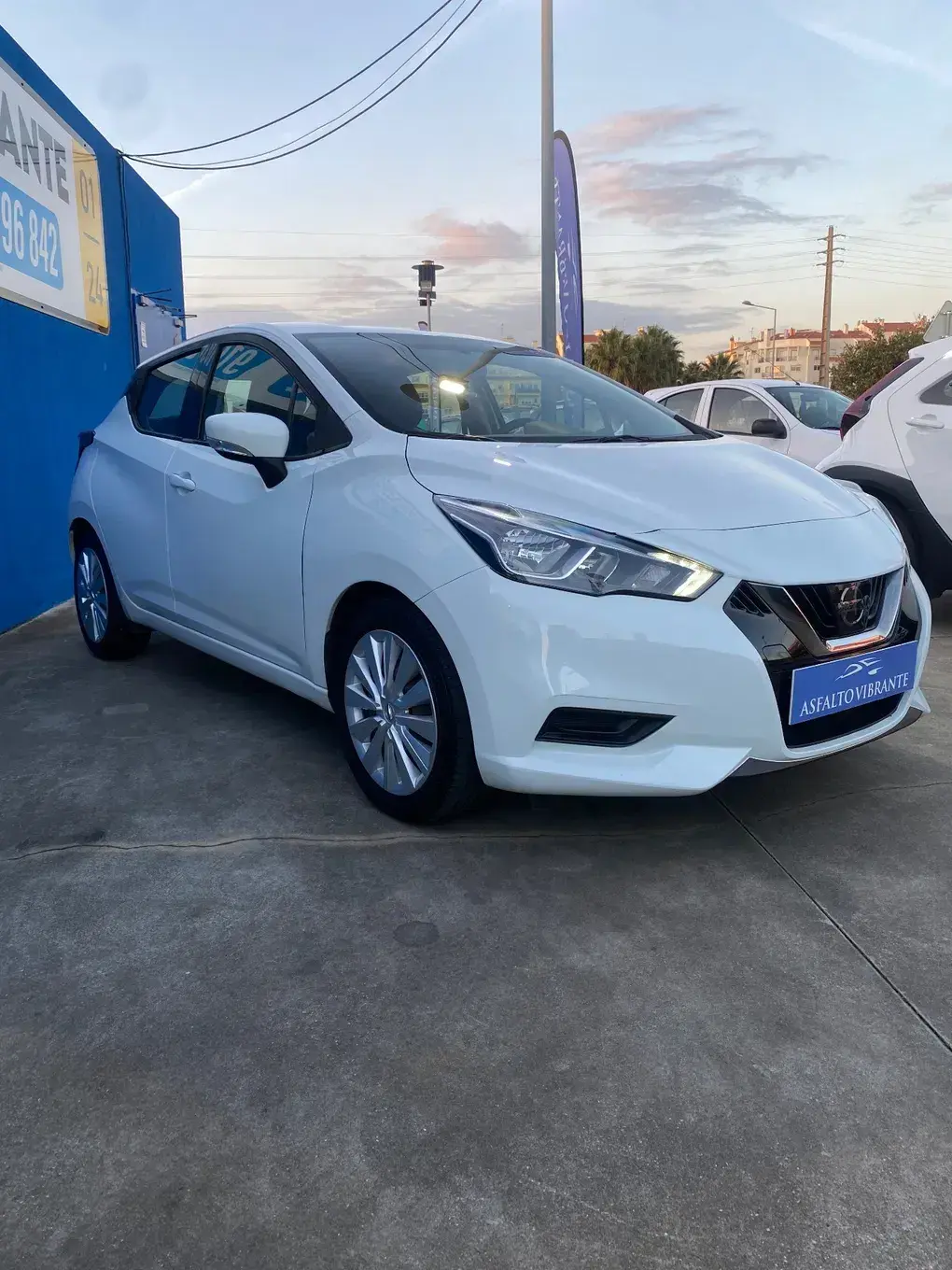 Nissan Micra 1.0 IG-T N-Connecta 2
