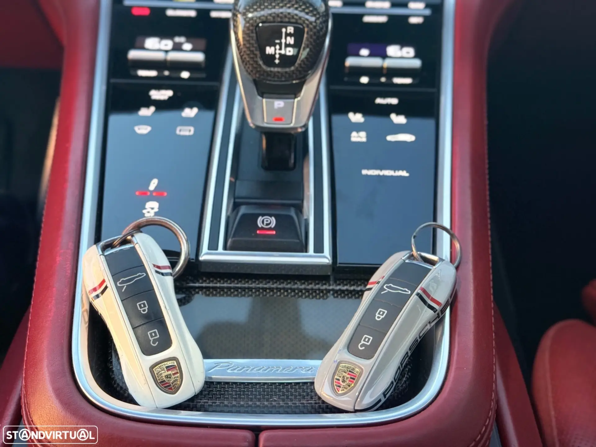 Porsche Panamera 4 E-Hybrid Platinum Edition 8