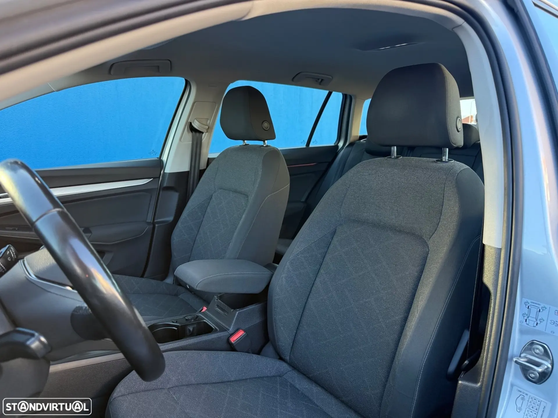 Volkswagen Golf 1.0 TSI OPF Life 5