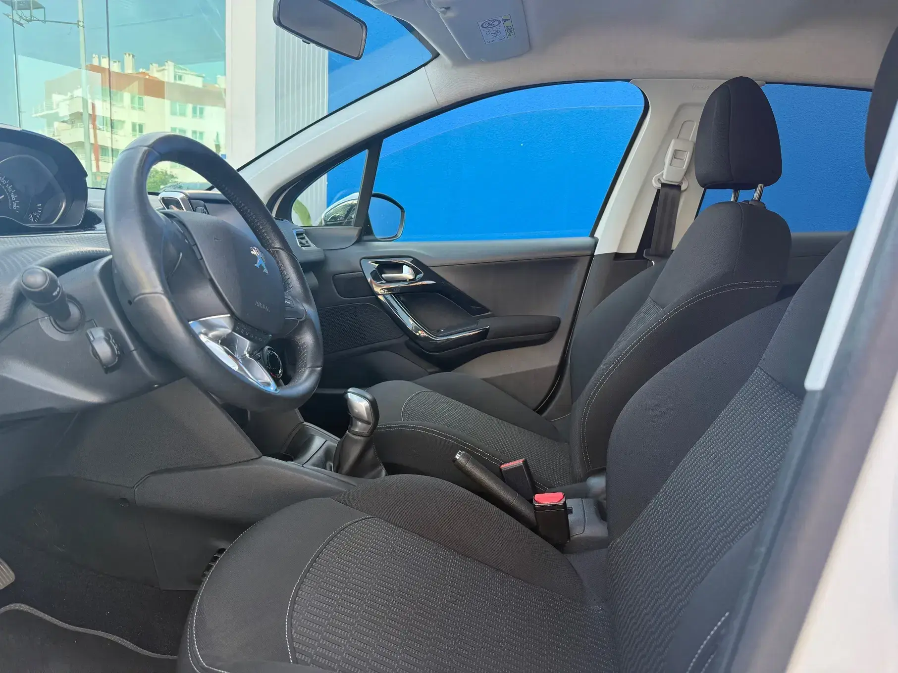 Peugeot 208 1.2 PureTech Style 7