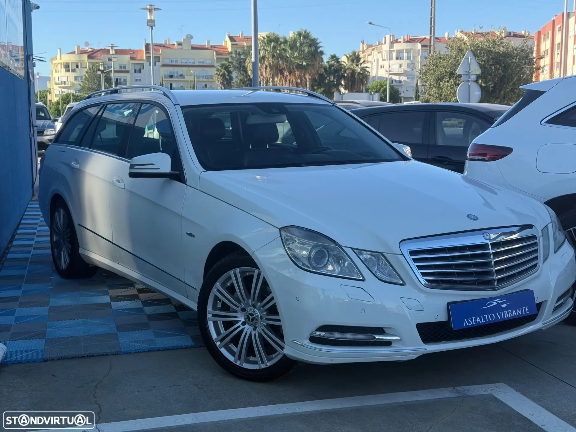 Mercedes-Benz E 220 Outro 7