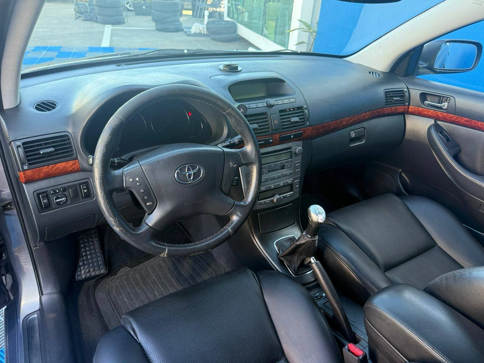 Toyota Avensis LB 2.0 D-4D 9