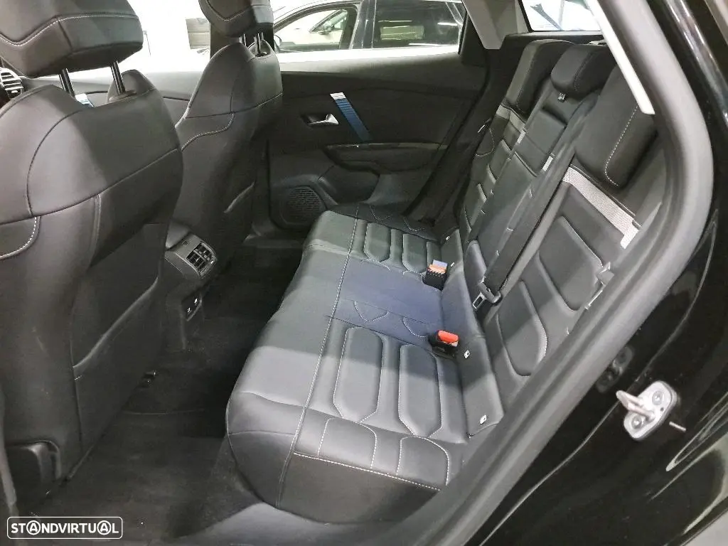 Citroen C4 Outro 4