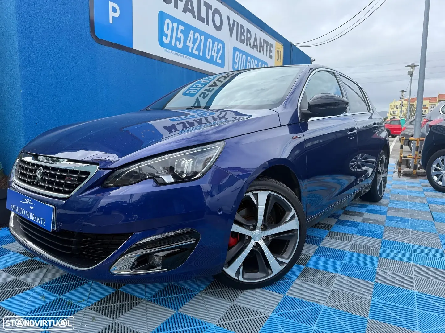 Peugeot 308 8