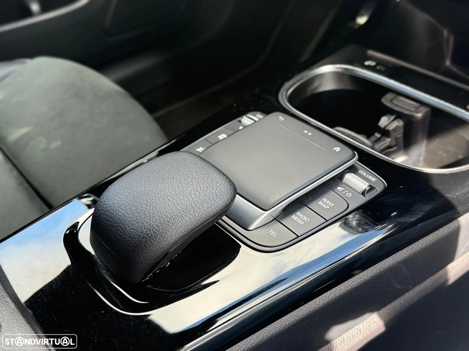 Mercedes-Benz CLA 250 e Shooting Brake AMG Line 5