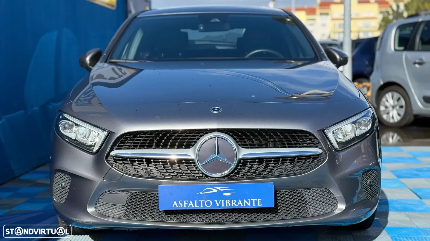 Mercedes-Benz A 250 Limousine e 8G-DCT Style 1