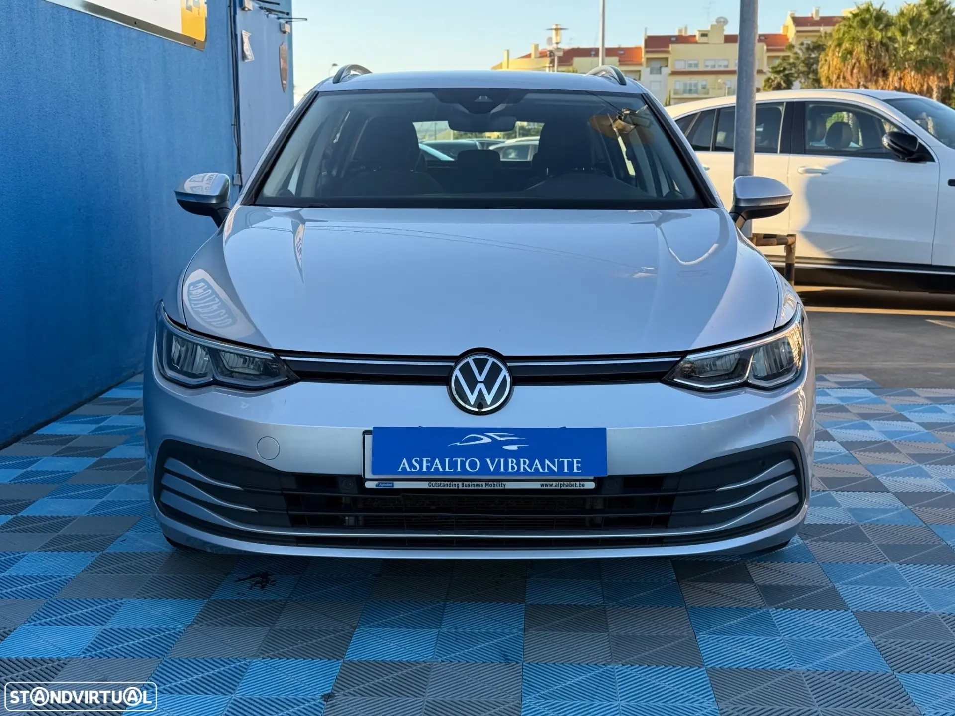 Volkswagen Golf 1.0 TSI OPF Life 1