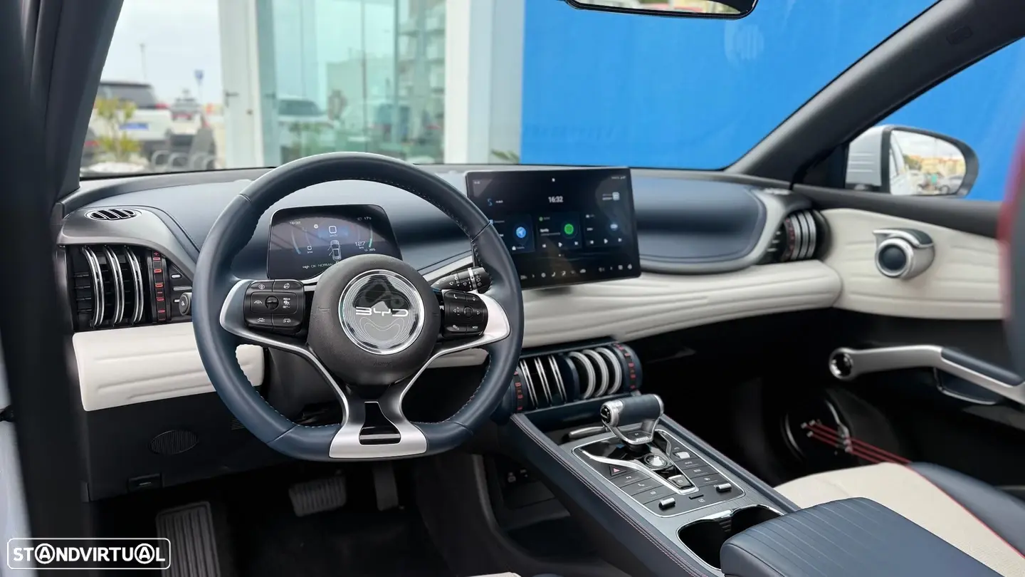 BYD Atto 3 7
