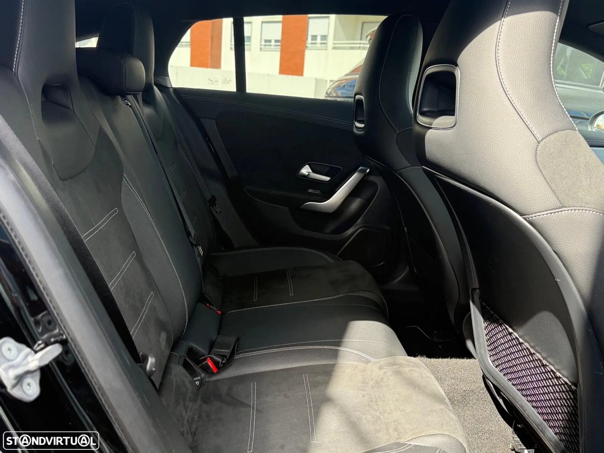 Mercedes-Benz CLA 250 e Shooting Brake AMG Line 8