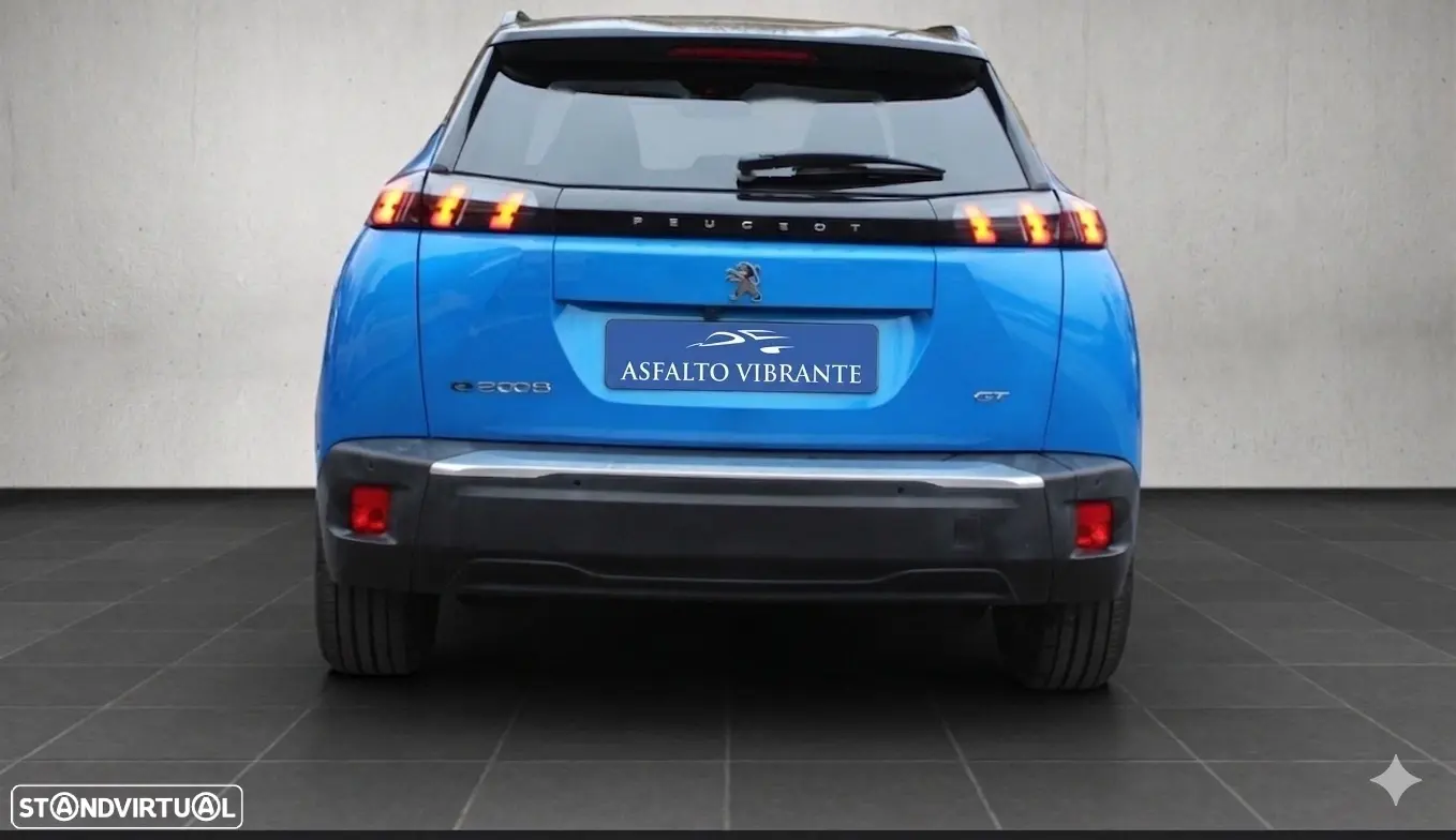 Peugeot e-2008 3