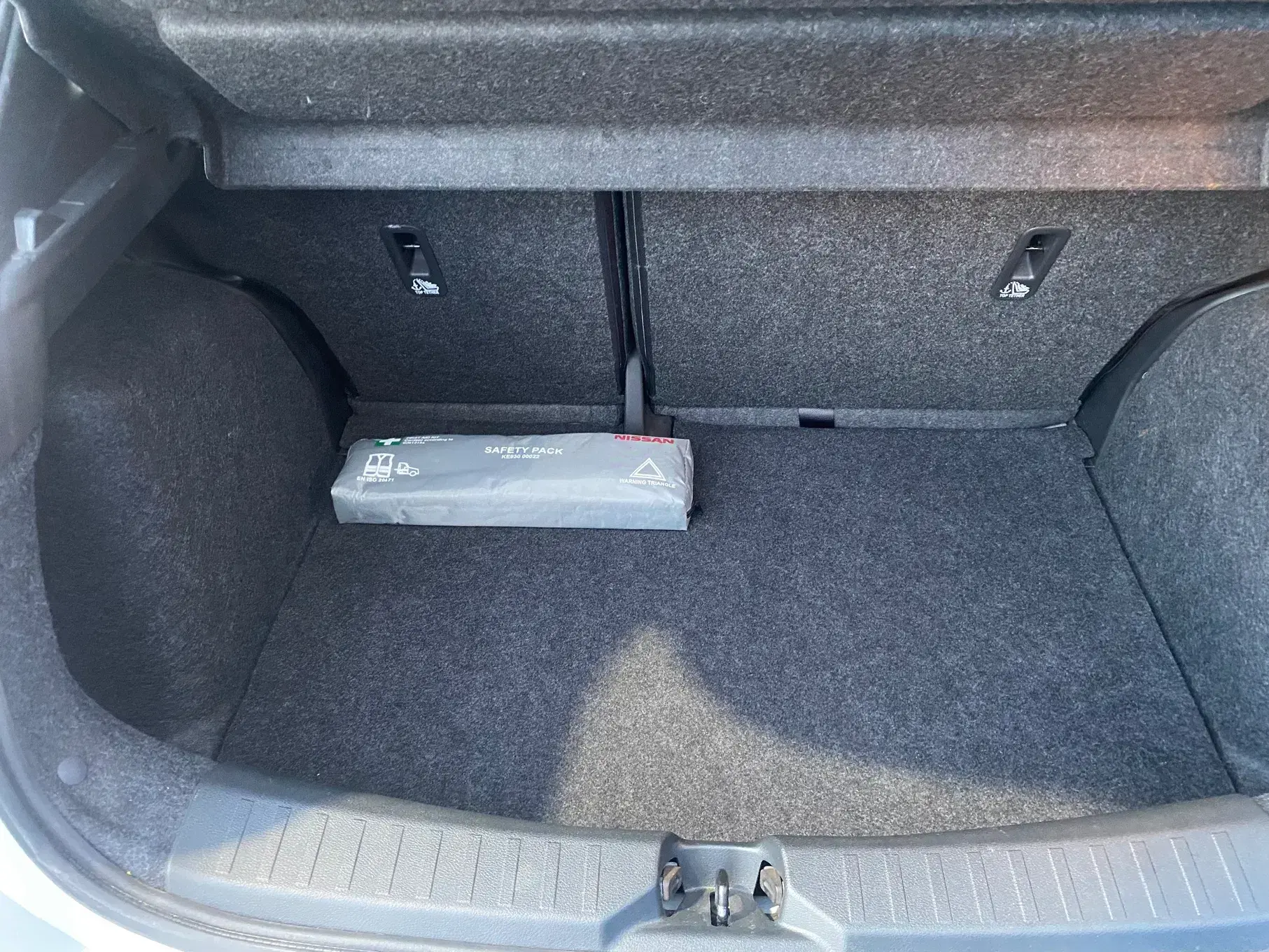 Nissan Micra 1.0 IG-T N-Connecta 9
