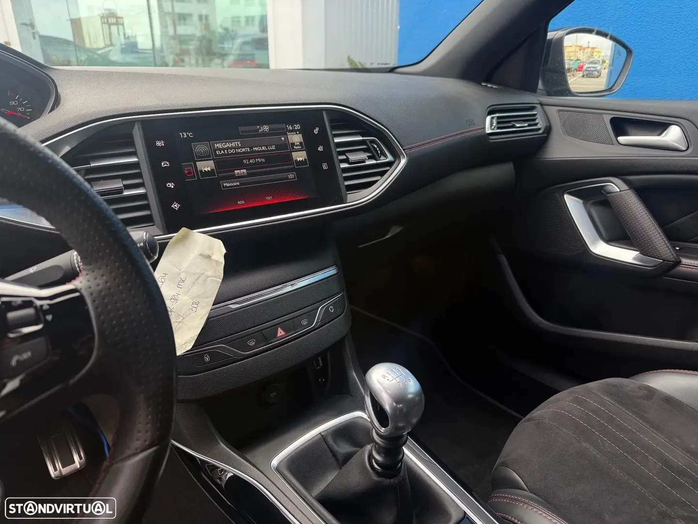 Peugeot 308 6