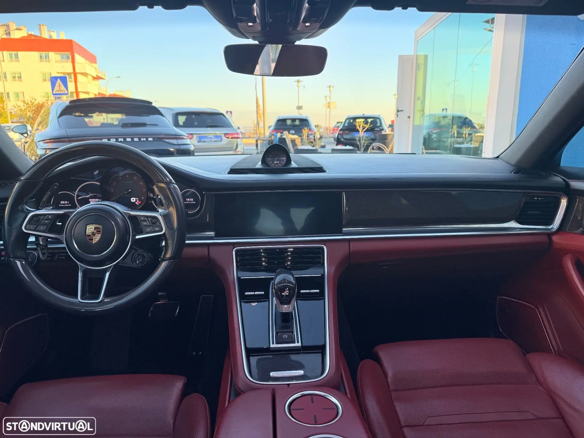 Porsche Panamera 4 E-Hybrid Platinum Edition 5