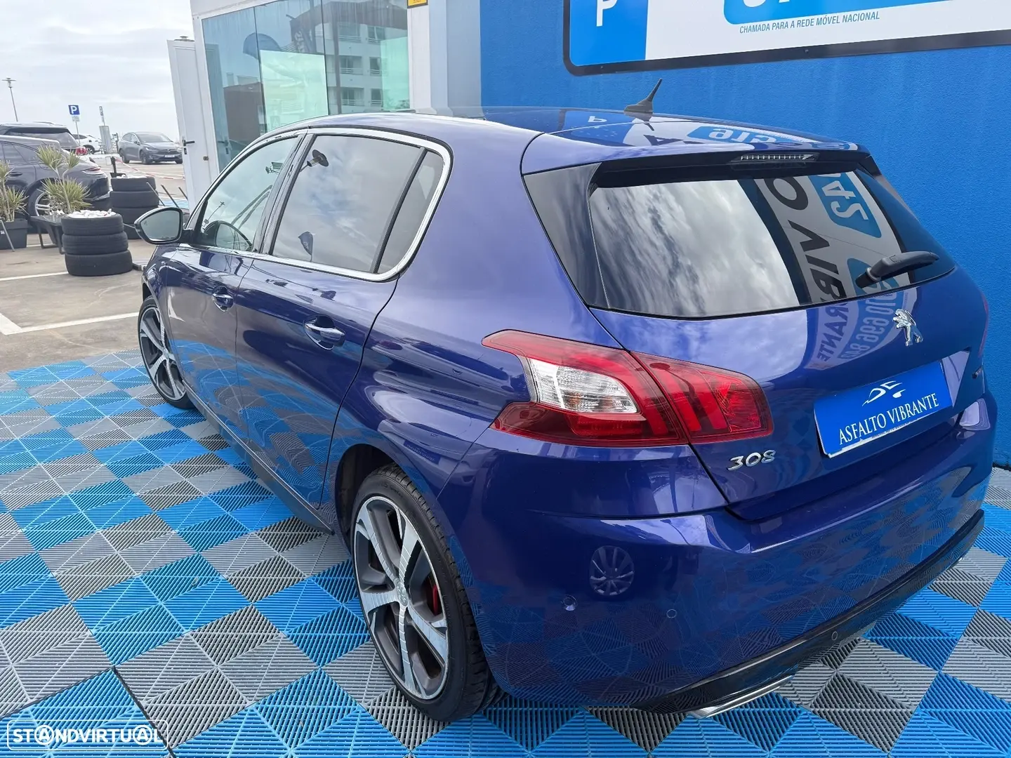 Peugeot 308 1