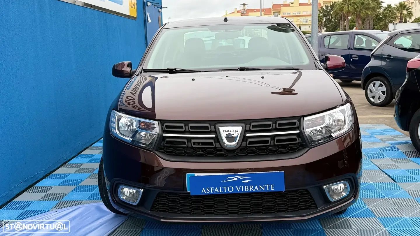 Dacia Logan 0.9 TCe Confort 1