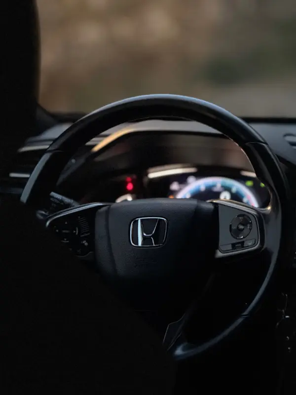 Honda Civic 1.0 i-VTEC Executive Premium 10