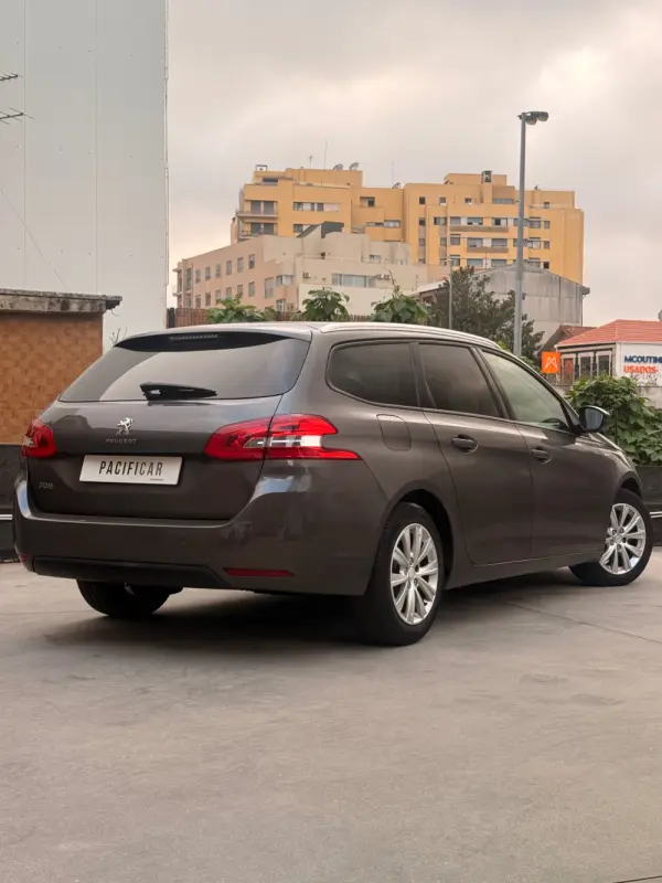 Peugeot 308 SW 1.5 HDI 130 Style 2