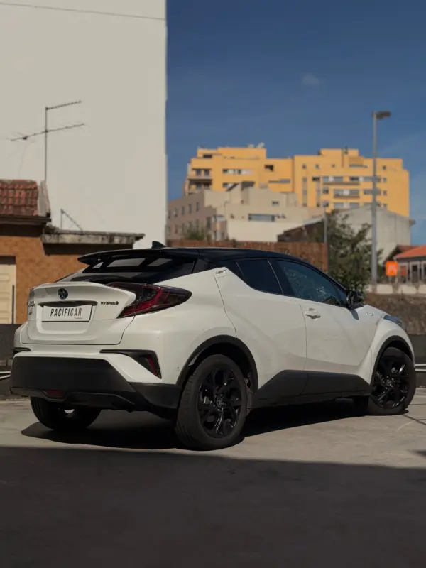 Toyota C-HR 1.8 Hybrid Square Collection 2