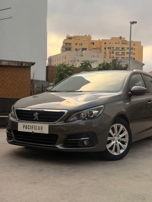 Peugeot 308 SW 1.5 HDI 130 Style 3