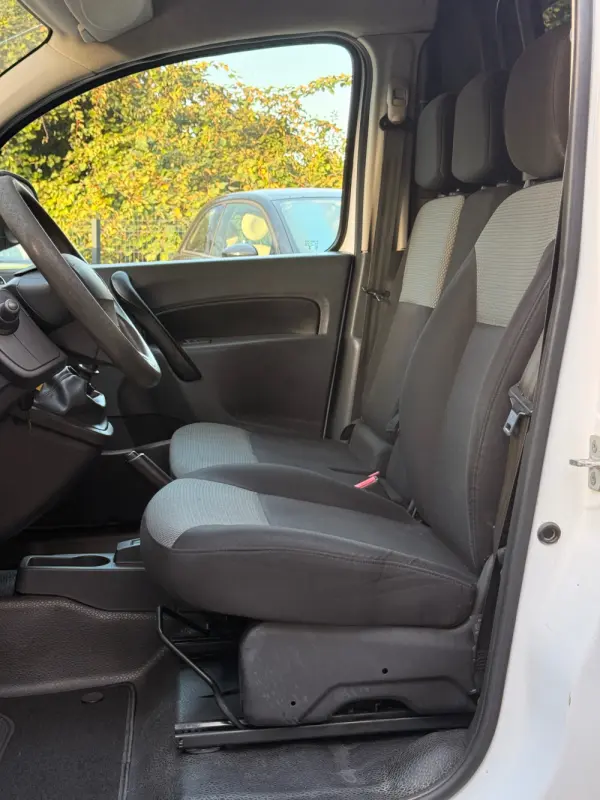 Renault Kangoo 1.5 Blue dCi Life 10