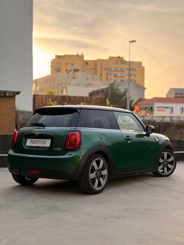 MINI 3 Portas 60 years 5