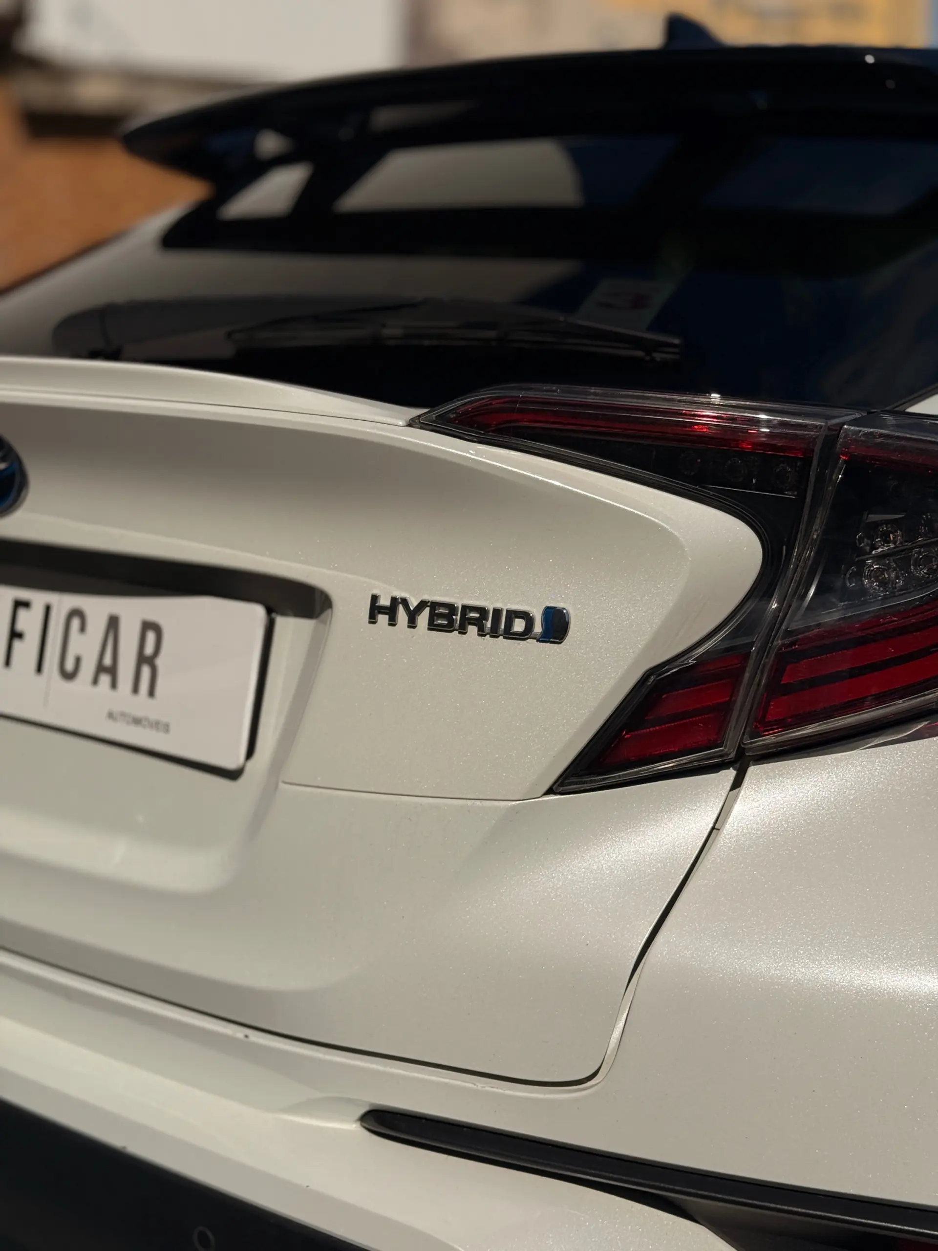 Toyota C-HR 1.8 Hybrid Square Collection 3