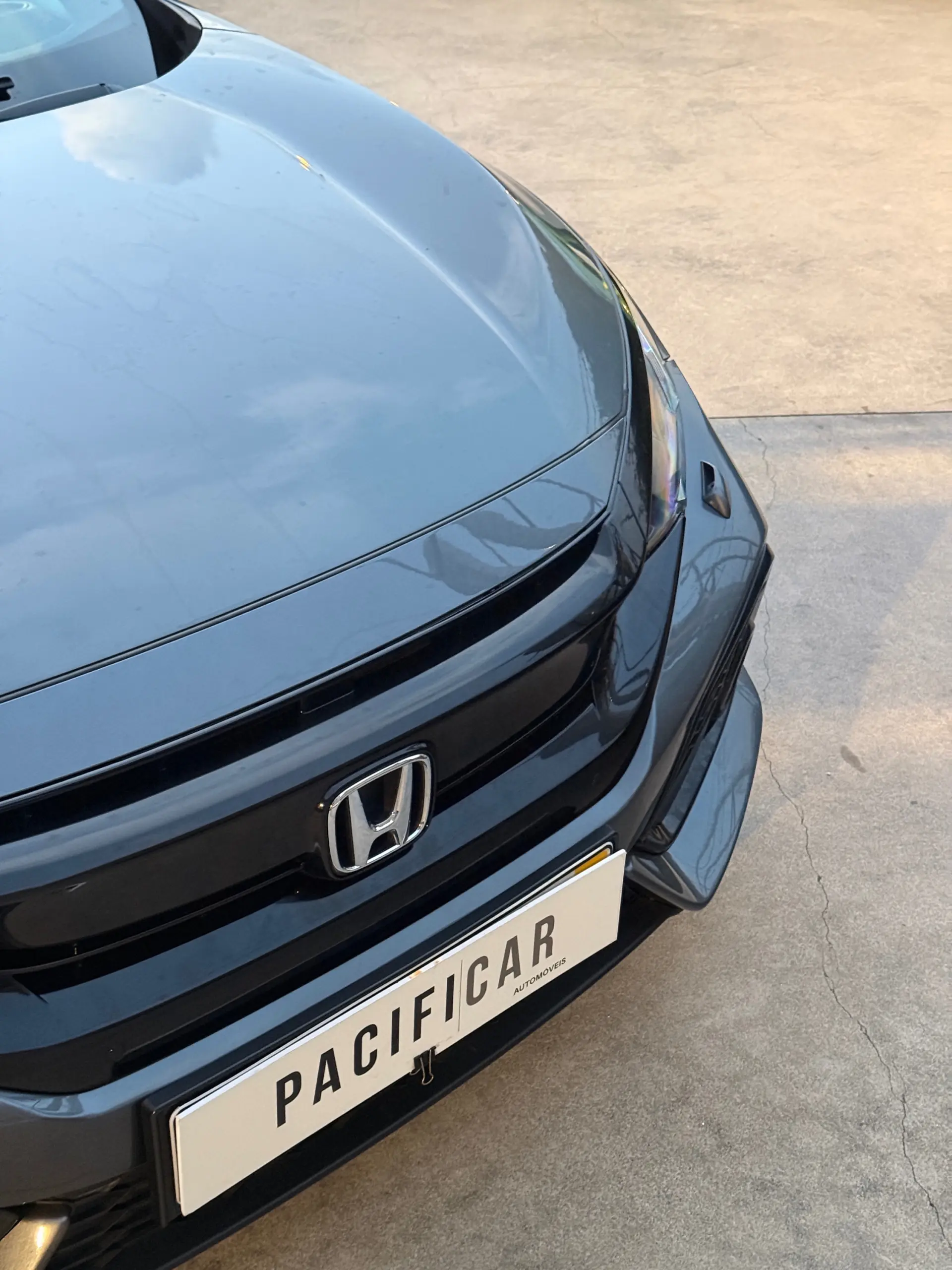 Honda Civic 1.0 i-VTEC Executive Premium 3