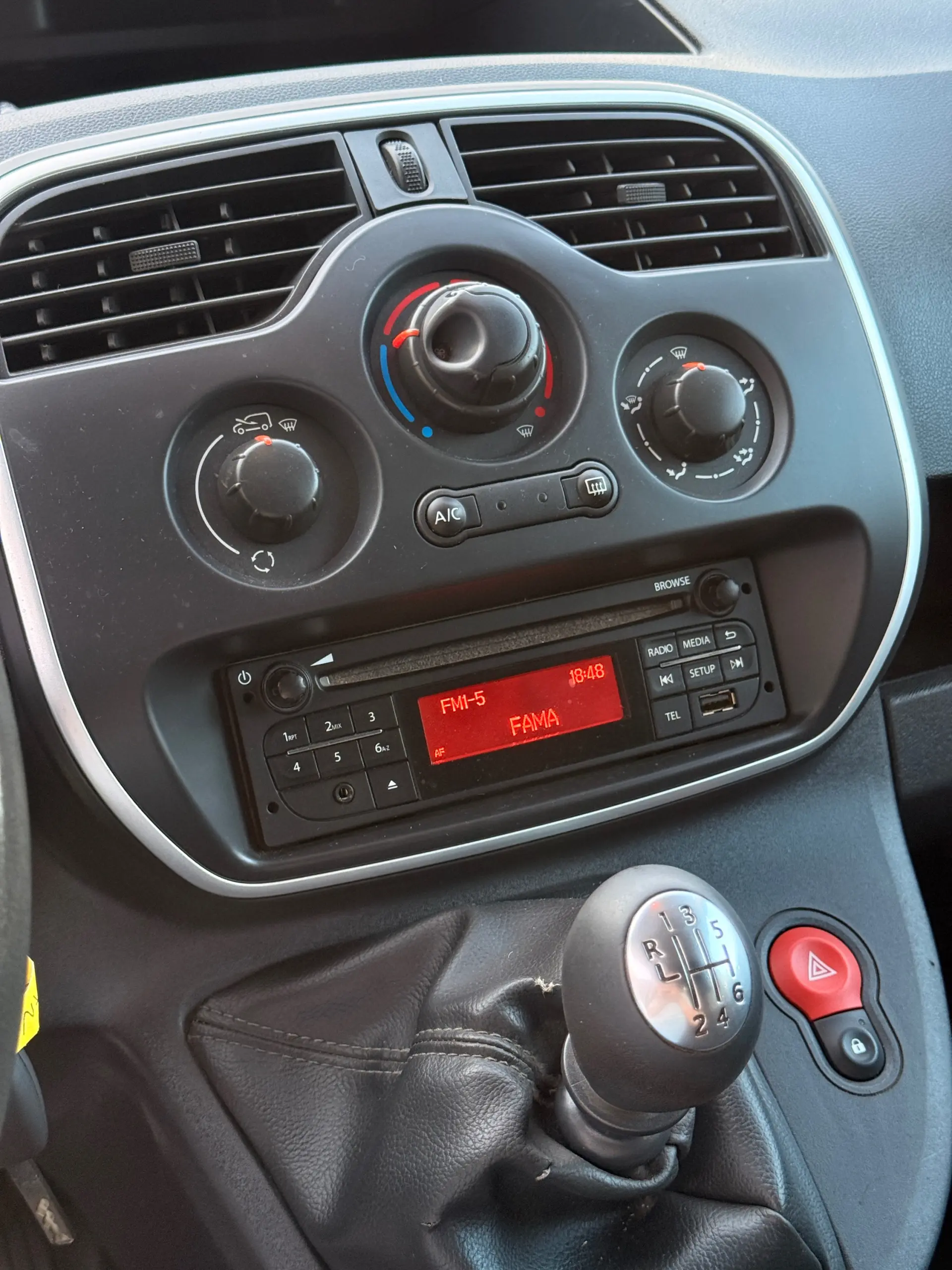 Renault Kangoo 1.5 Blue dCi Life 11