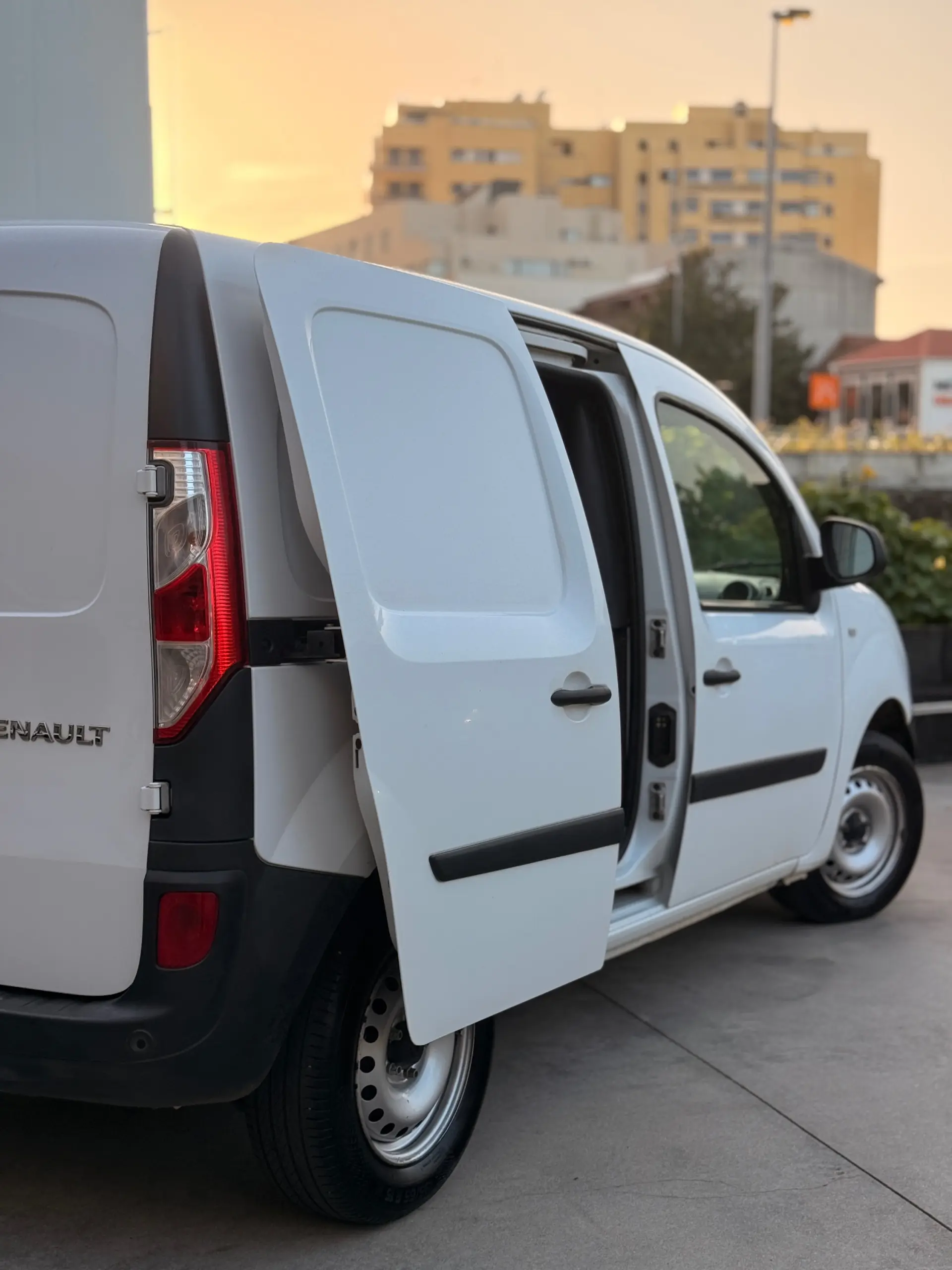 Renault Kangoo 1.5 Blue dCi Life 5
