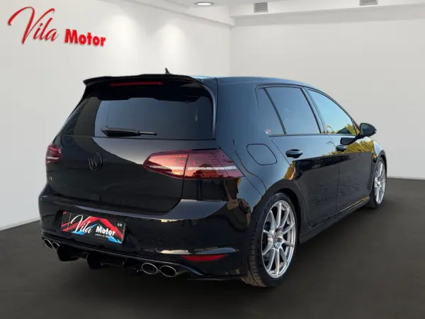 Volkswagen Golf 2.0 TSi R DSG 3