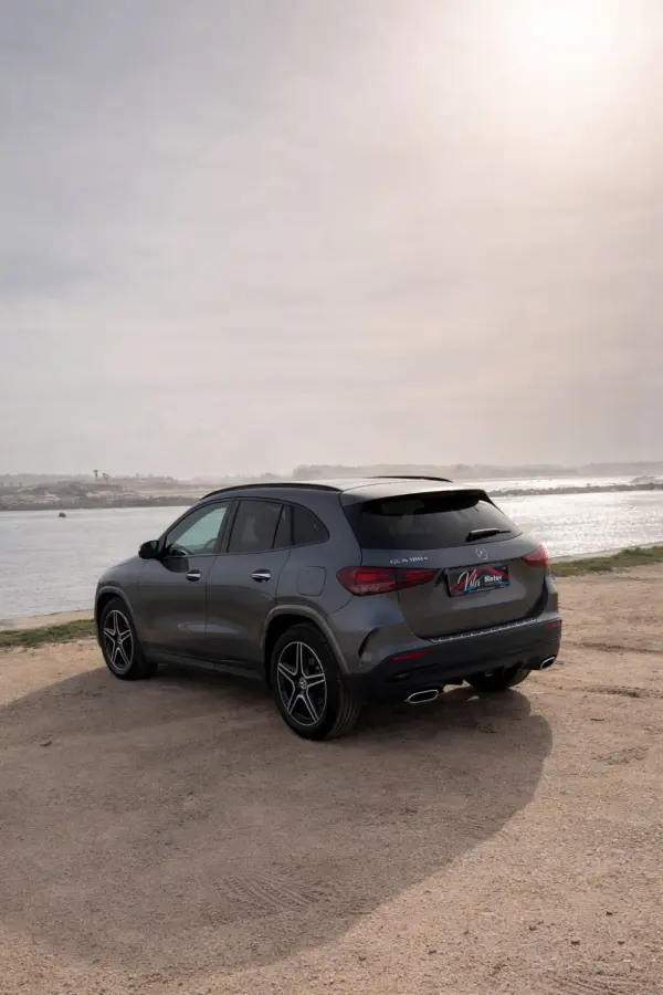 Mercedes-Benz GLA 180 d AMG Line 4