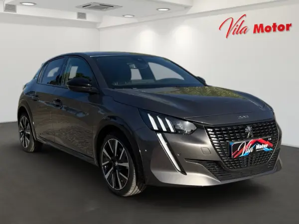 Peugeot 208 1.2 PureTech GT EAT8 2