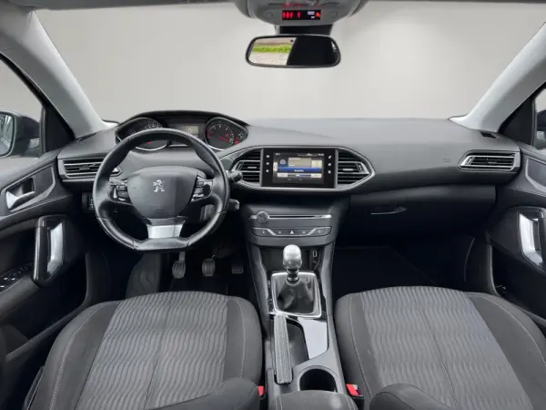 Peugeot 308 SW 1.6 BlueHDi Access 10