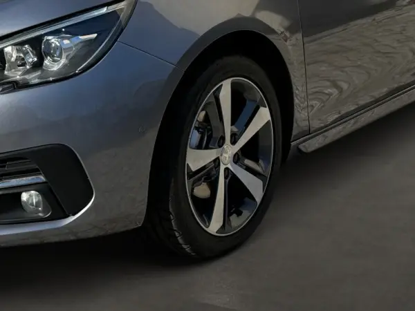 Peugeot 308 SW BlueHDi 130 EAT8 Stop & Start Tech Edition 20